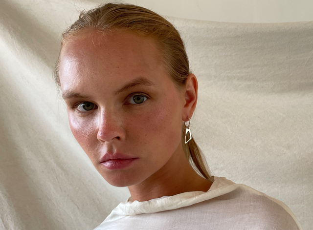 STRUGA Classic + Carabiner #4 Silver Earrings - deconstructed sterling silver earrings handcrafted Bali - view 2