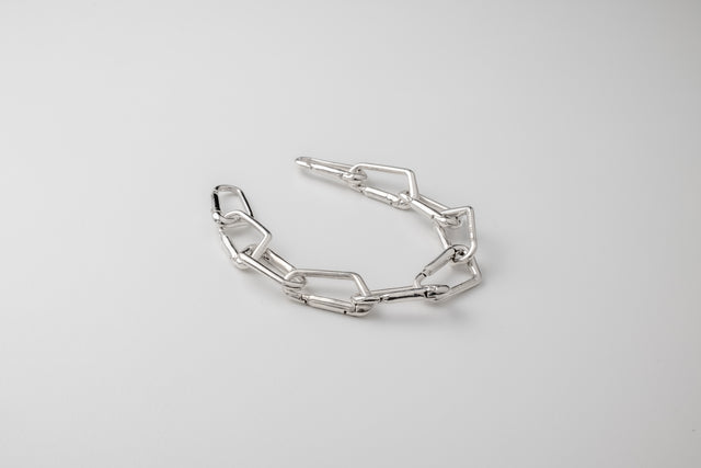 STRUGA STRUGA Mini Carabiner Silver Bracelet - minimalist sterling silver bracelet handcrafted Bali - view 5