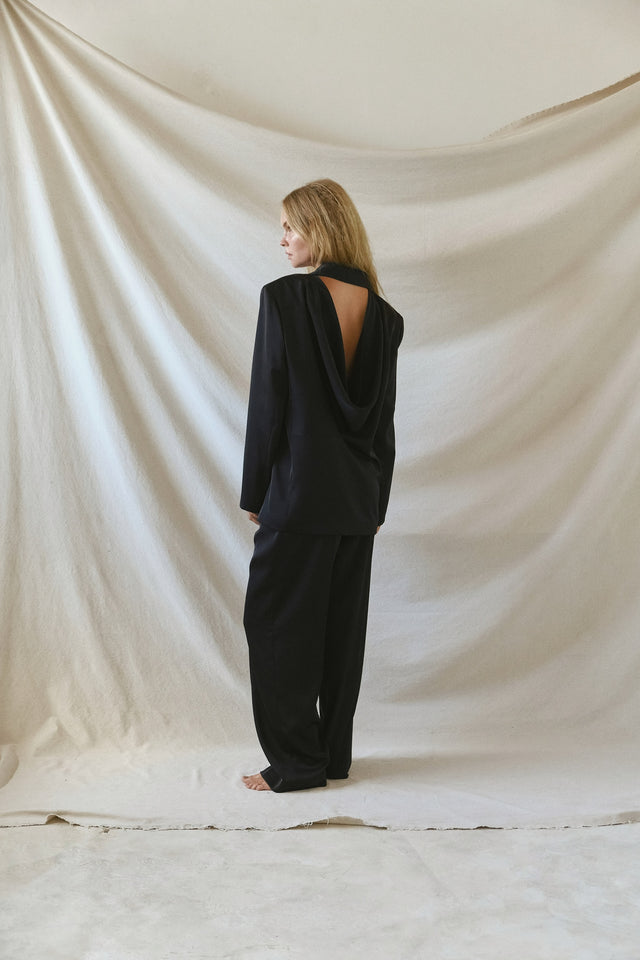 STRUGA WAGI Oversize Costume - Black - contemporary sterling silver clothing handcrafted Bali - view 11