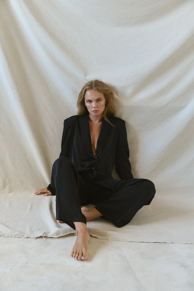 STRUGA WAGI Oversize Costume - Black - contemporary sterling silver clothing handcrafted Bali - view 8