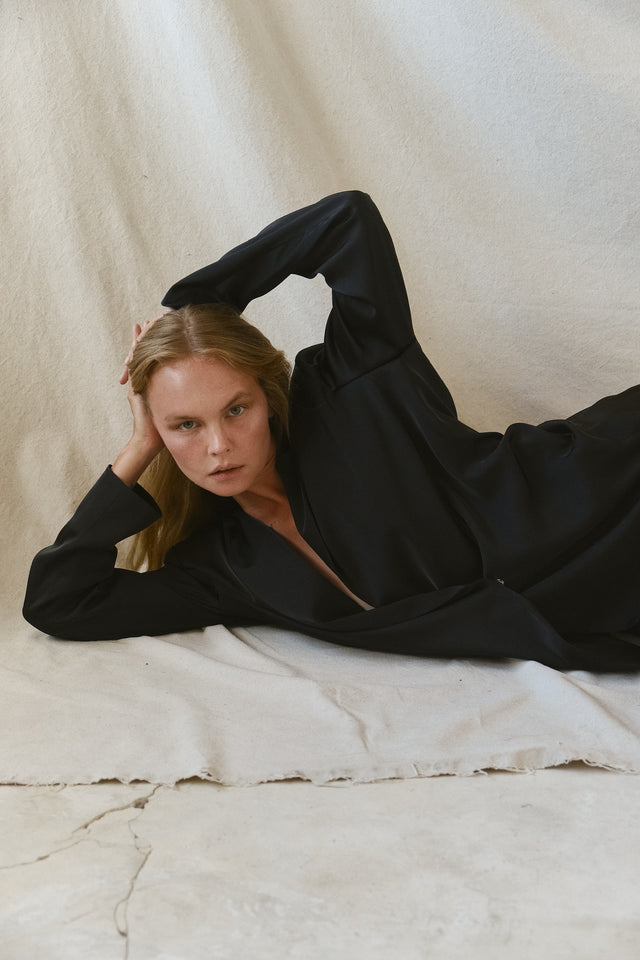 STRUGA WAGI Oversize Costume - Black - contemporary sterling silver clothing handcrafted Bali - view 9