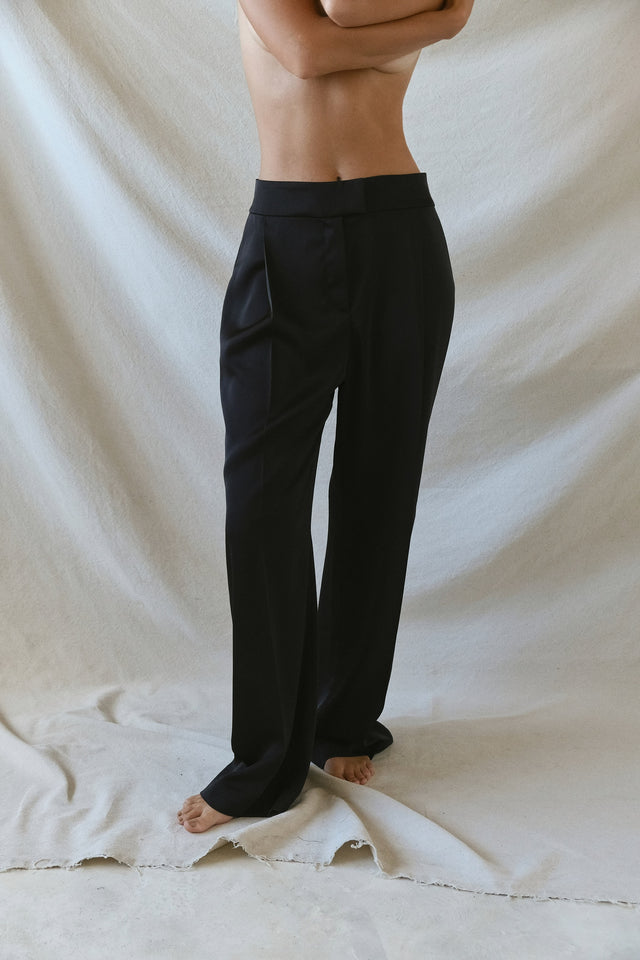 STRUGA WAGI Oversize Costume - Black - contemporary sterling silver clothing handcrafted Bali - view 7