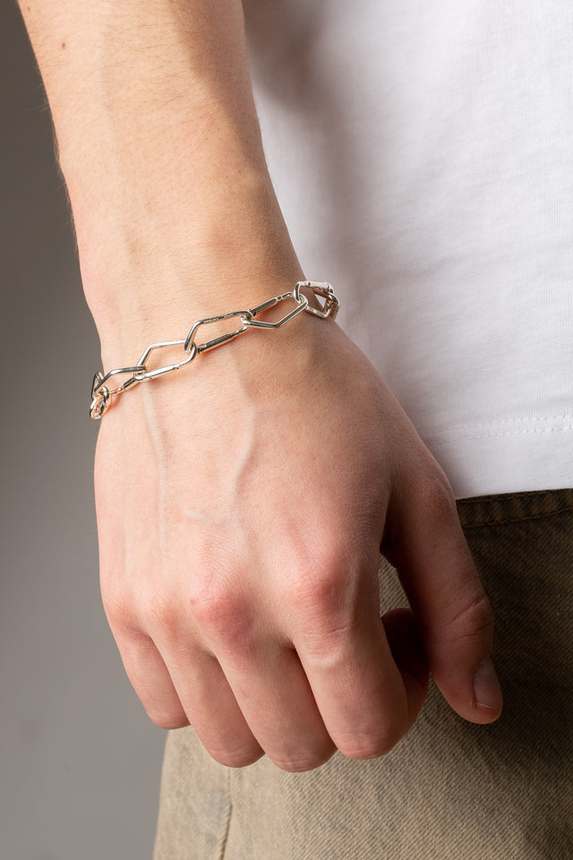 STRUGA STRUGA Mini Carabiner Silver Bracelet - minimalist sterling silver bracelet handcrafted Bali - view 4